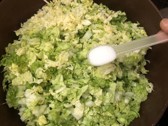 冬天饺子最爱这个馅，比韭菜香多了，一口一个吃不停嘴，特解馋