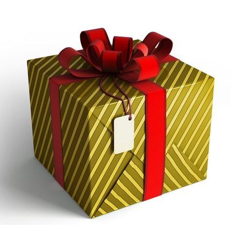 为给家里人买礼物，在多个电商平台比了比价格，结果省下一顿饭钱