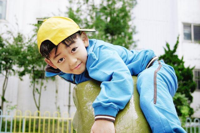 『天使宝贝』宝宝越聪明妈妈越费心，如果宝宝中了以下三条，妈妈可以偷着乐了