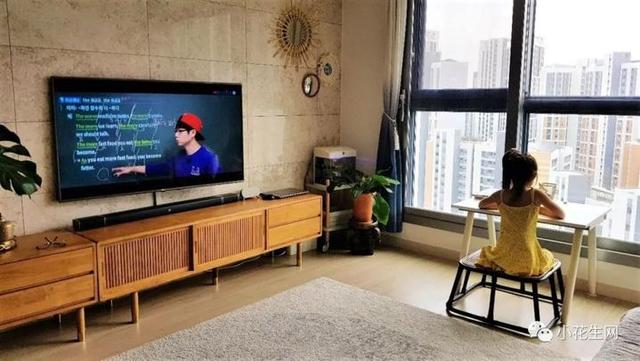 孩子|三个妈妈给娃精心布置“书桌区”，好多“鸡娃小心机”