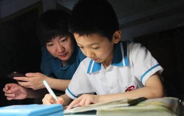 「你的育儿经」想让孩子成才，“自学能力”很关键，但也别指望孩子能无师自通