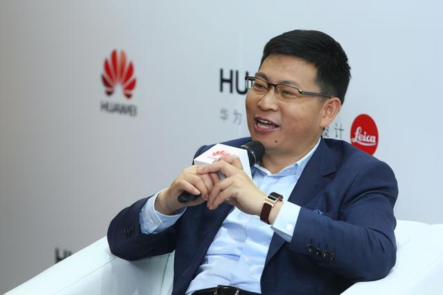 华为出狠招，Mate30Pro开启“新低”模式，网友：良心了