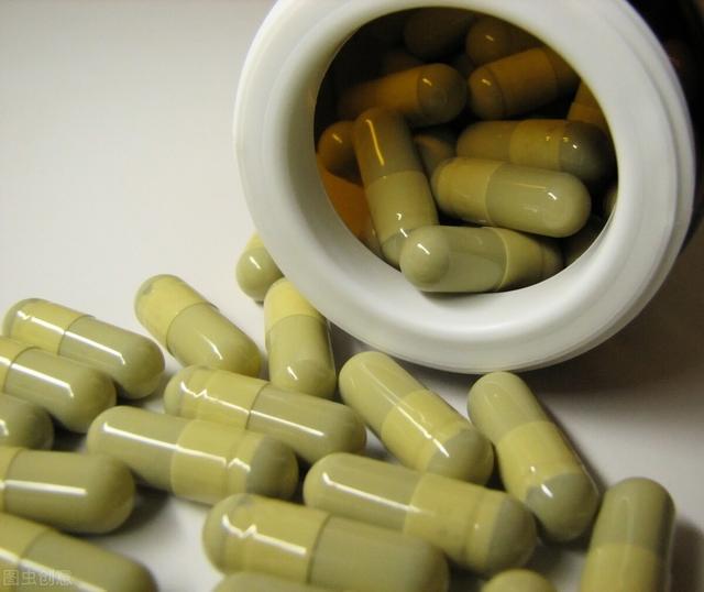 33岁得了乳腺癌，因忽略一个胸部小硬块，现切掉乳腺，泣不成声