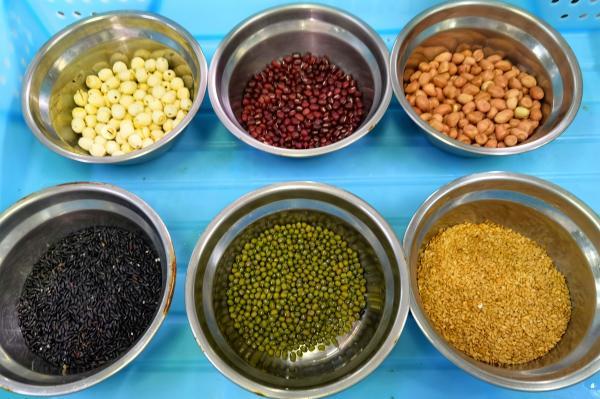 粽子|上海的老字号或非遗粽子到底好不好吃？记者亲测报告来了