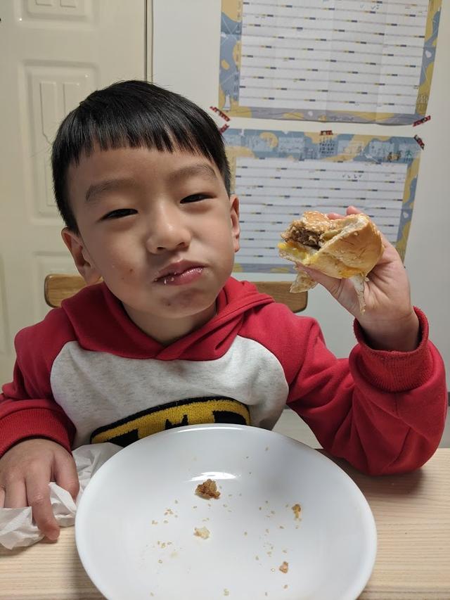 「你的育儿经」你是保护孩子,还是自己懒惰?