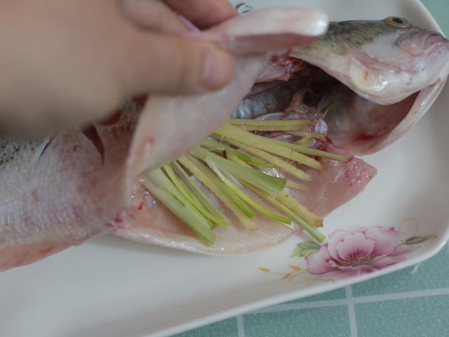 【你的育儿经】别总给孩子吃猪肉，春天这肉更要多吃，营养高易消化，常吃益智力