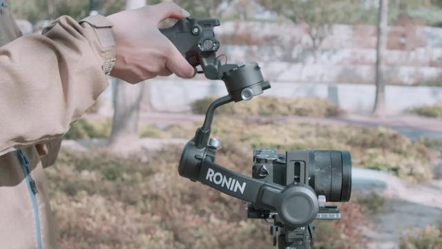 大疆RSC 2评测，深度使用折叠结构后我们推翻了原始结论