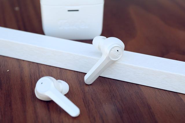 把操作做到小学生都能上手即用，德国版AirPods半个月体验