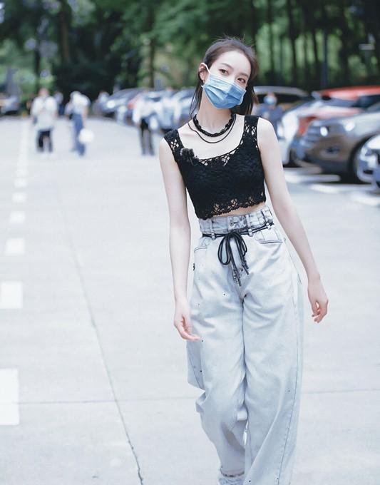 金色年华录|特殊时期，杨幂、郑爽、热巴等女神们戴上口罩，你还认得出吗？