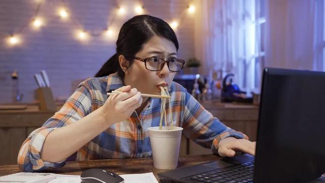 肥胖，被正式列为工伤