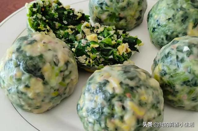 菠菜别总炒着吃，教你一个新吃法，简单几步，上桌吃2盘，过瘾