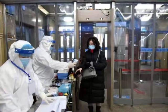 医院|一手抓疫情防控，一手抓医疗服务，夯实防控常态下的高质量医疗服务