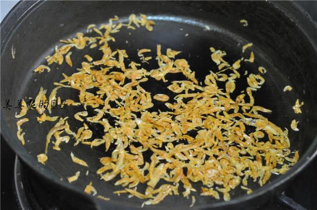 超级宝妈@补钙排行榜上，第一名居然是它！比黑芝麻还强，面条、白粥百搭！