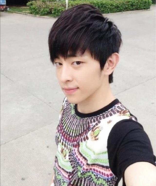 电影工厂|从小帅到大的邓伦，你是什么时候入坑的呢，一起康康邓伦影视作品