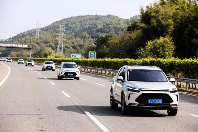 BEIJING-X7的“高级感”是如何炼成的？——北汽“京工场”深度解密