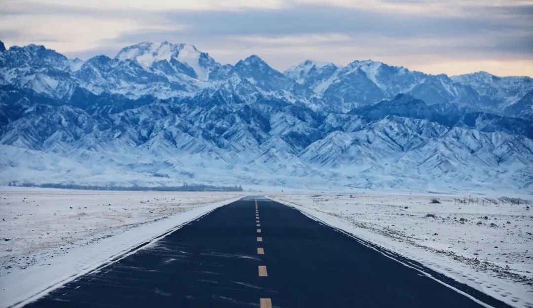Suddenly, I Want to Go to Xinjiang