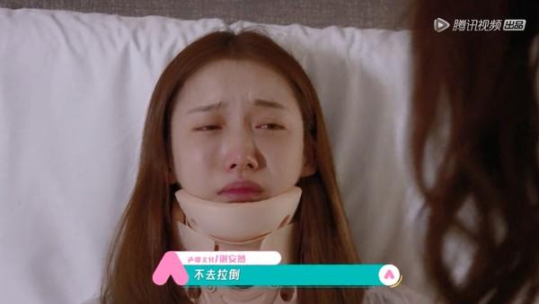 9号放映厅|姜贞羽痛哭“我跳不起来了”　中断《创造营2020》录影