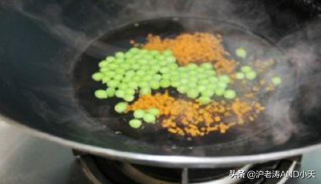 【超级宝妈】小孩子,不肯好好吃饭怎么办?这样做让他抢着吃!