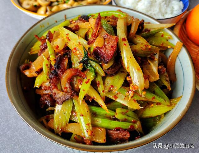 分享午餐，简单的一荤两素，用时30分钟