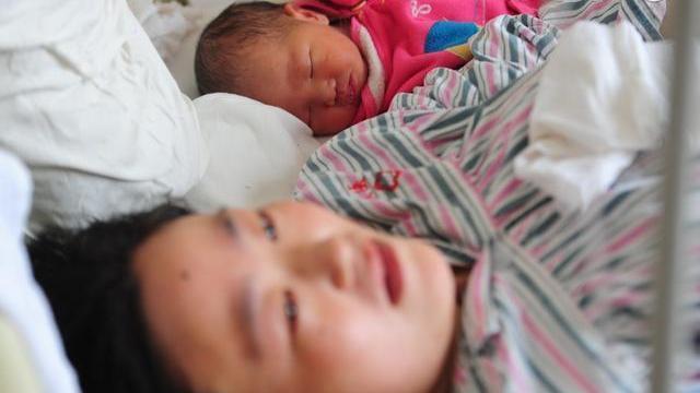[你的育儿经]月子里犯了这4大禁忌，产妇身上会留下永久的痕迹，以后也难消除