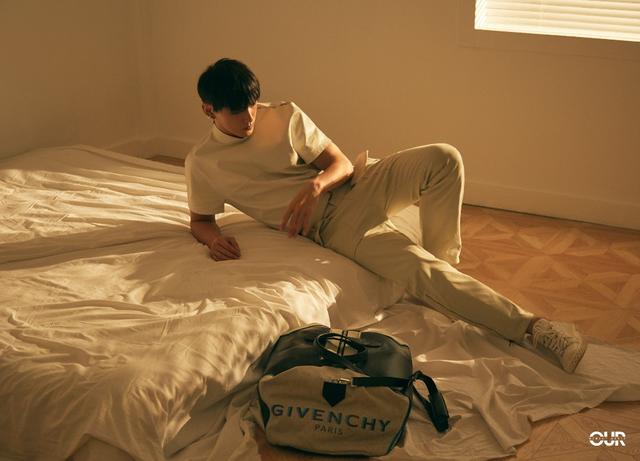 中国日报网|徐正溪最新时尚大片曝光 午后慵懒休闲风就是夏日男友标配