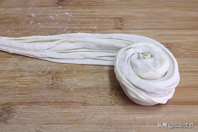 二姐|不做油酥，也不用醒面，教你做盘丝饼，三分钟烙一张，多层还好吃