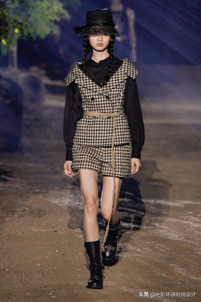 最时尚Christian Dior 2020春夏系列-贴近自然的森林秀