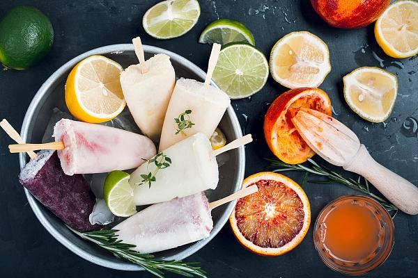 冰淇淋|一个冰淇淋下肚“脑结冰”？那叫“冰淇淋头疼”