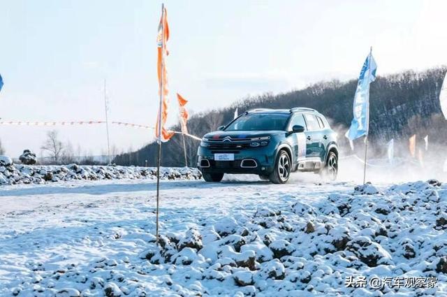 东风雪铁龙又双叒叕来踢馆了，天逸勇夺CCPC冰雪挑战双冠王