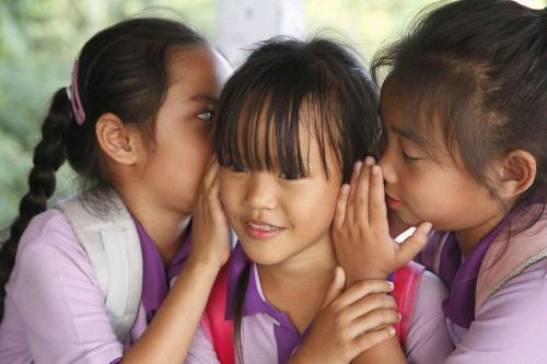 「超级宝妈」现在小孩早熟的可怕该怎么做