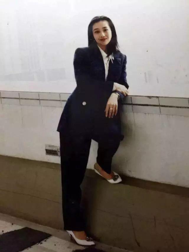 【烟花巷陌】妈妈很美是什么体验？网友：妈妈的美貌可以吹一辈子！
