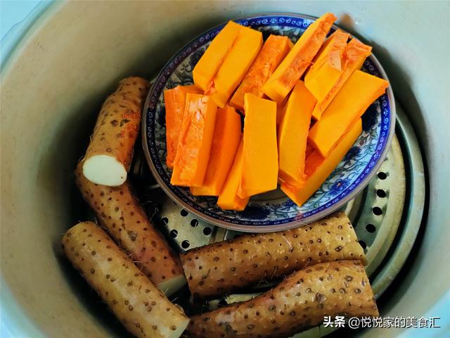 冬季要常吃山药，加把红枣做早餐，营养好易吸收，孩子爱吃不挑食