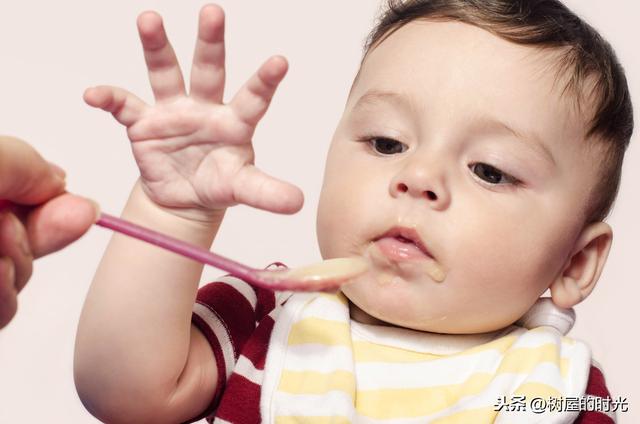 超级宝妈：你知道给宝宝的辅食替代加入油吗？最好的是这种油，家长要了解