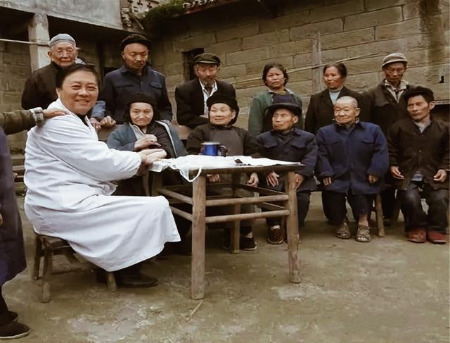超级宝妈■为什么同龄的孩子都比你家的孩子高呢？家长：请给我一个答案