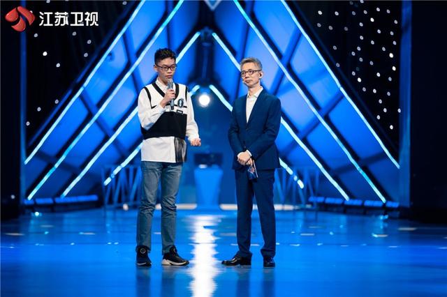 《最强大脑》有智青年竞争S圈层，首播收割全网热议江苏卫视