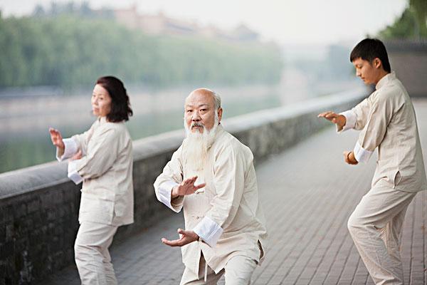 高血压并高血脂怎么办？做到这三点，血压血脂双调节