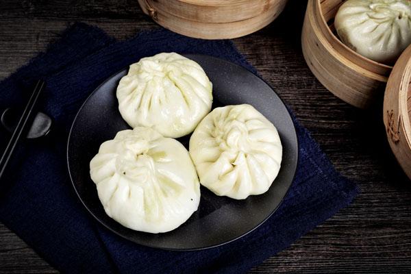 排队|晨读｜菜包子和糖油饼