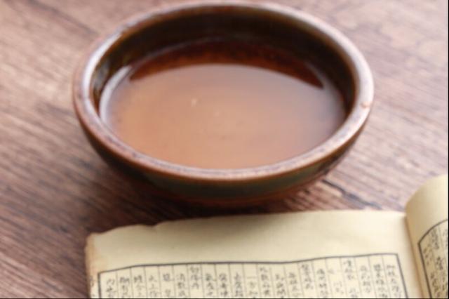 长期服用降压药害怕伤肝，中药降压无副作用？一文给说法