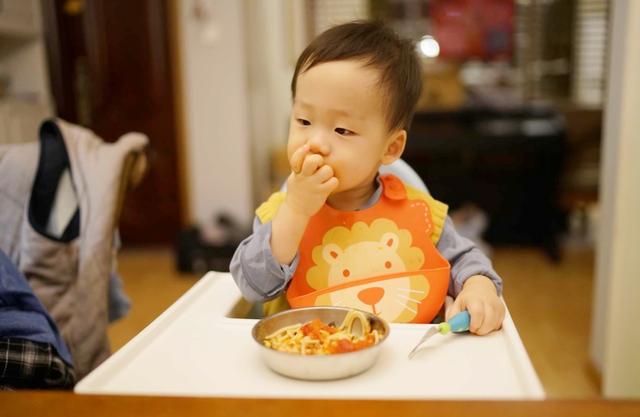 『超级宝妈』爱挑食的孩子都是惯出来的，营养全面，才是孩子最大的福气