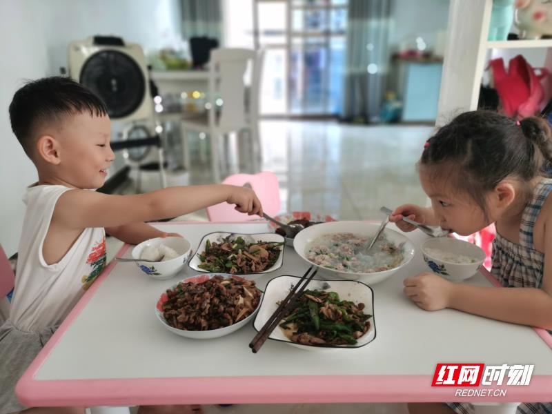 聚餐|健康过大年②｜亲朋好友聚餐，也请使用公筷公勺