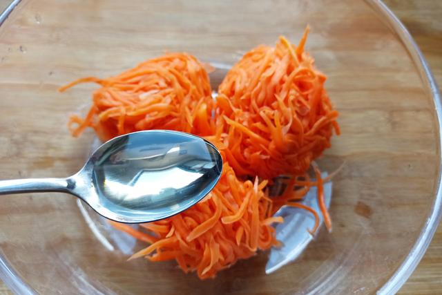 特别适合冬天吃的一道蒸菜，5分钟出锅，鲜香美味，营养还不上火