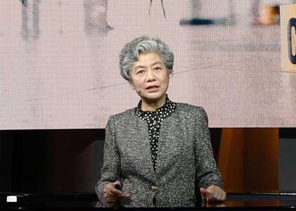 『你的育儿经』当孩子在学校被欺负！咋办？打回去？不妨听听李玫瑾的话很重要