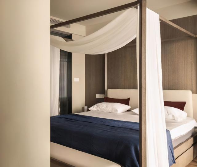 下沉式客厅+小花园，这个300㎡复式的家太治愈了吧