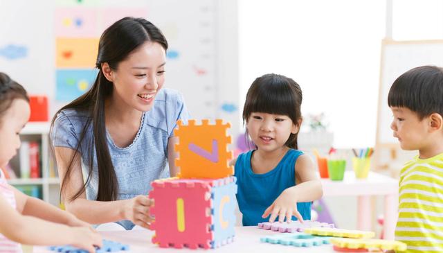 孩子在幼儿园很乖，家里却是「小霸王」，背后原因很少有父母知道