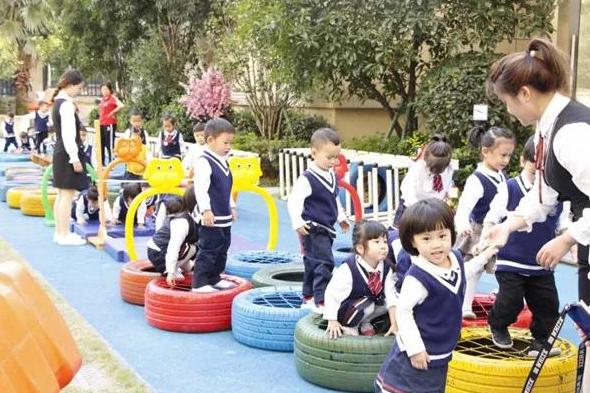 「你的育儿经」率全省之先出台保教“规范”温州幼儿园保教工作有了新标准