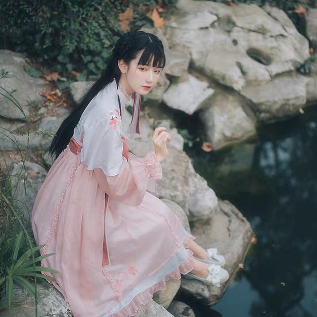 时尚探究社改良洛丽塔洋装裙，新款上新，时尚减龄甜美可爱，让你穿搭更有范