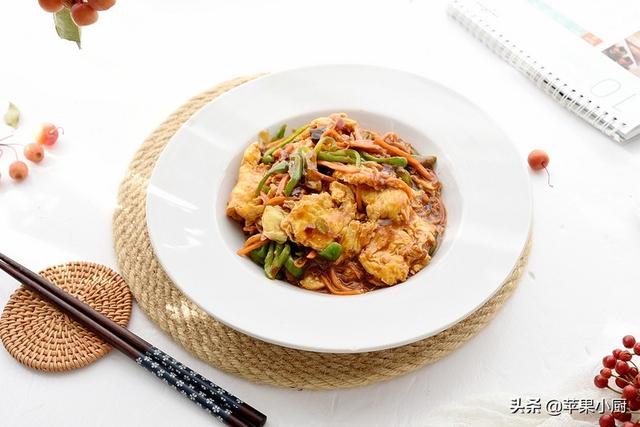 把鸡蛋做成下饭菜，天冷换个口味来配饭，味道香浓，做法简单