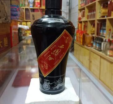 请客吃饭，这5种白酒别错过，价格不过百，招待客人不输茅五剑
