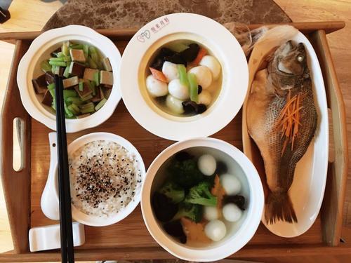 老鹰捉小鸡|注意！月子餐记住这几点让妈妈和宝宝更健康，一起学起来吧