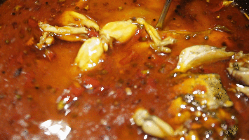 小龙虾|周末排到百来号！这里是网易阿里人的夜宵聚集地，很多人跟着老板，从大学吃到工作，只因……